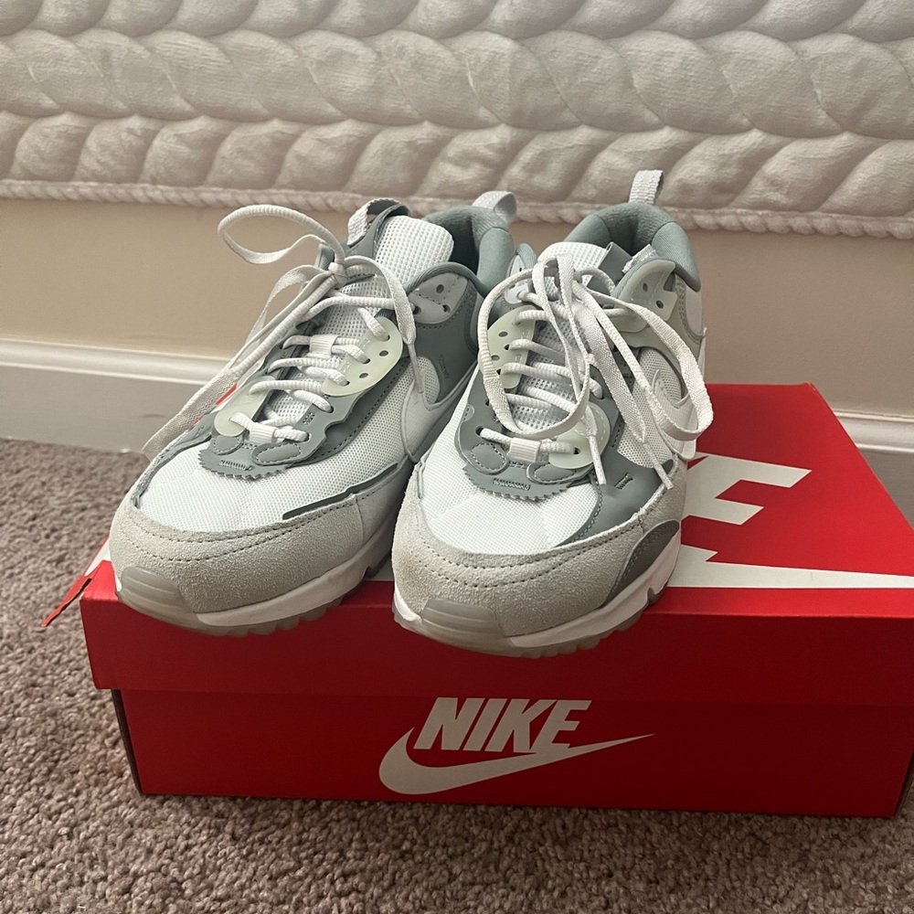 Nike Women’s Air Max 90 Futura